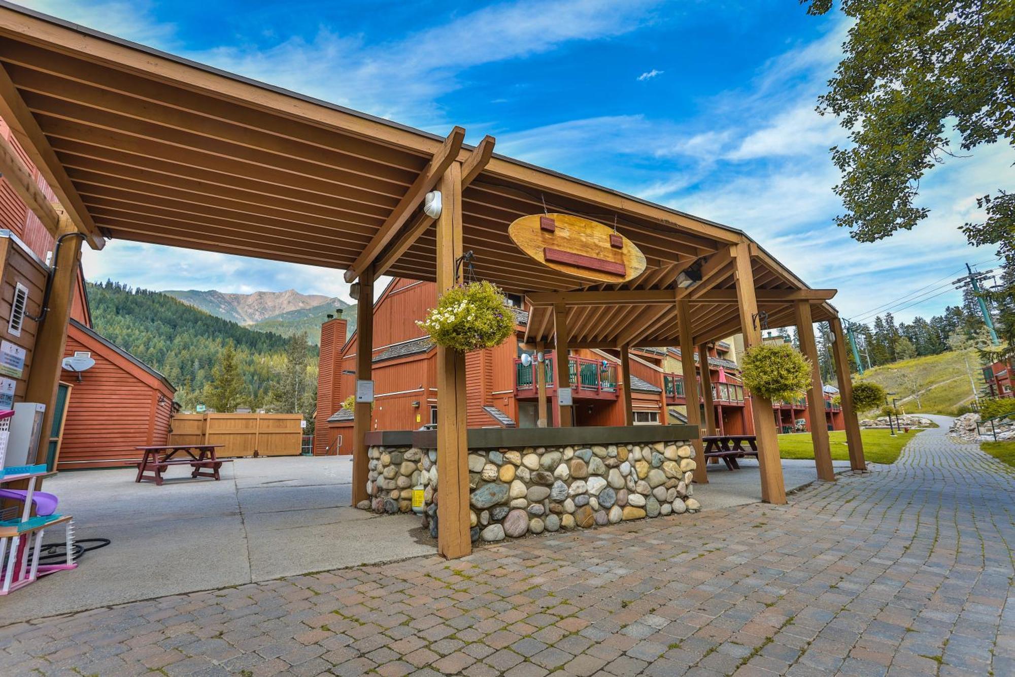 Horsethief Lodge By Stayin Panorama Exterior foto